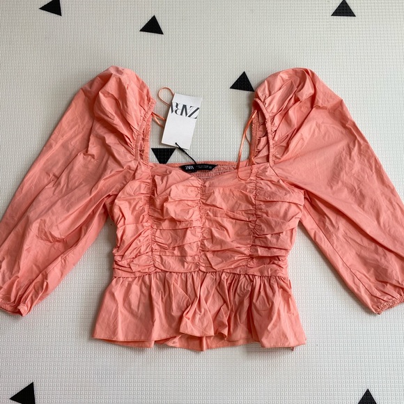 NWT Zara Voluminous Top with Ruffle Trim size S - Picture 8 of 10